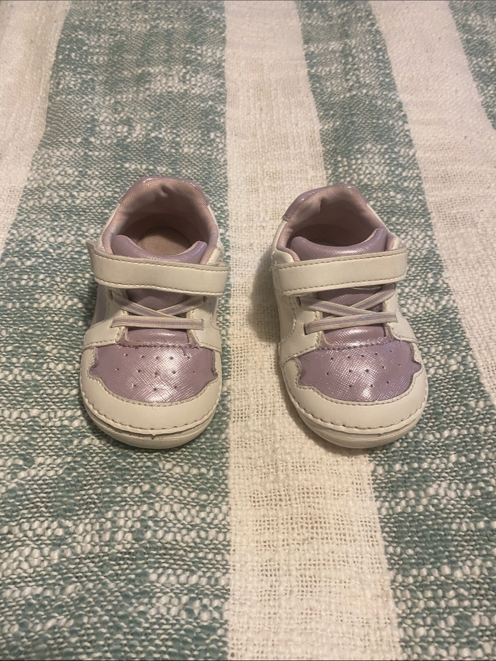 Stride Rite Waverly Sneakers Size 5.5  Sneakers in Lavender and White